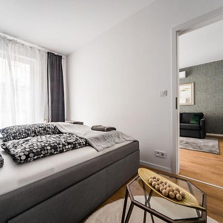 Akacfa 413 1 Bedroom Aircon Center Apartment Budapest Exterior photo